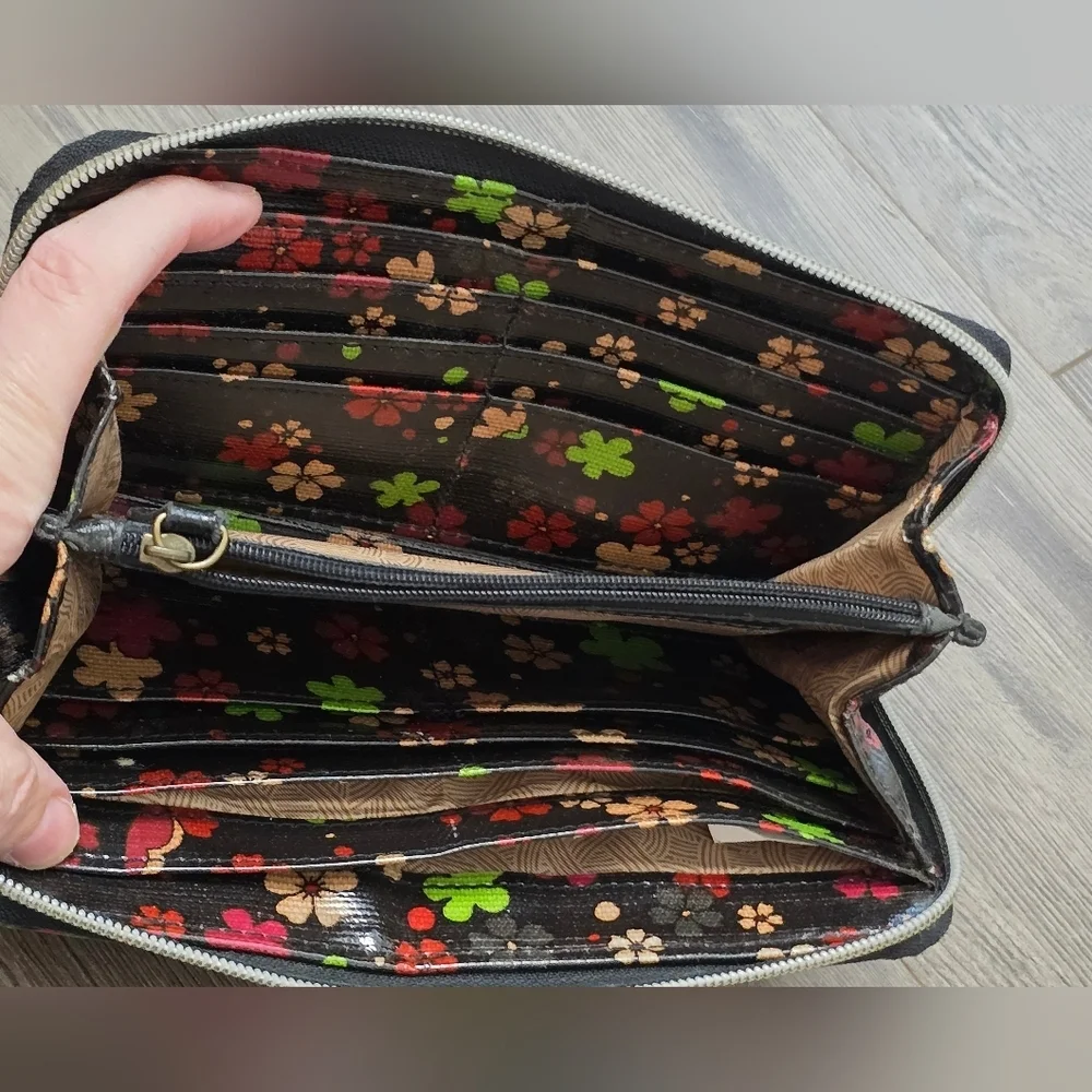 Sakroots Wallet Floral Deep Colored Pattern Roomy Zipper Closure Boho